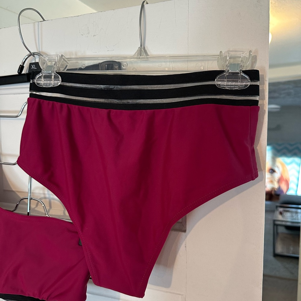One Shoulder Bikini Set - Picture 4 of 4